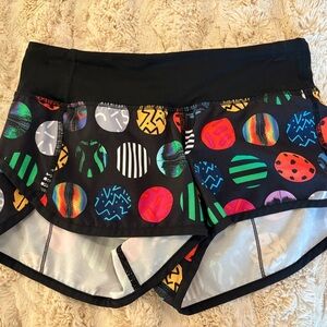 lululemon athletica Black Multicolor Patterned Women's Shorts